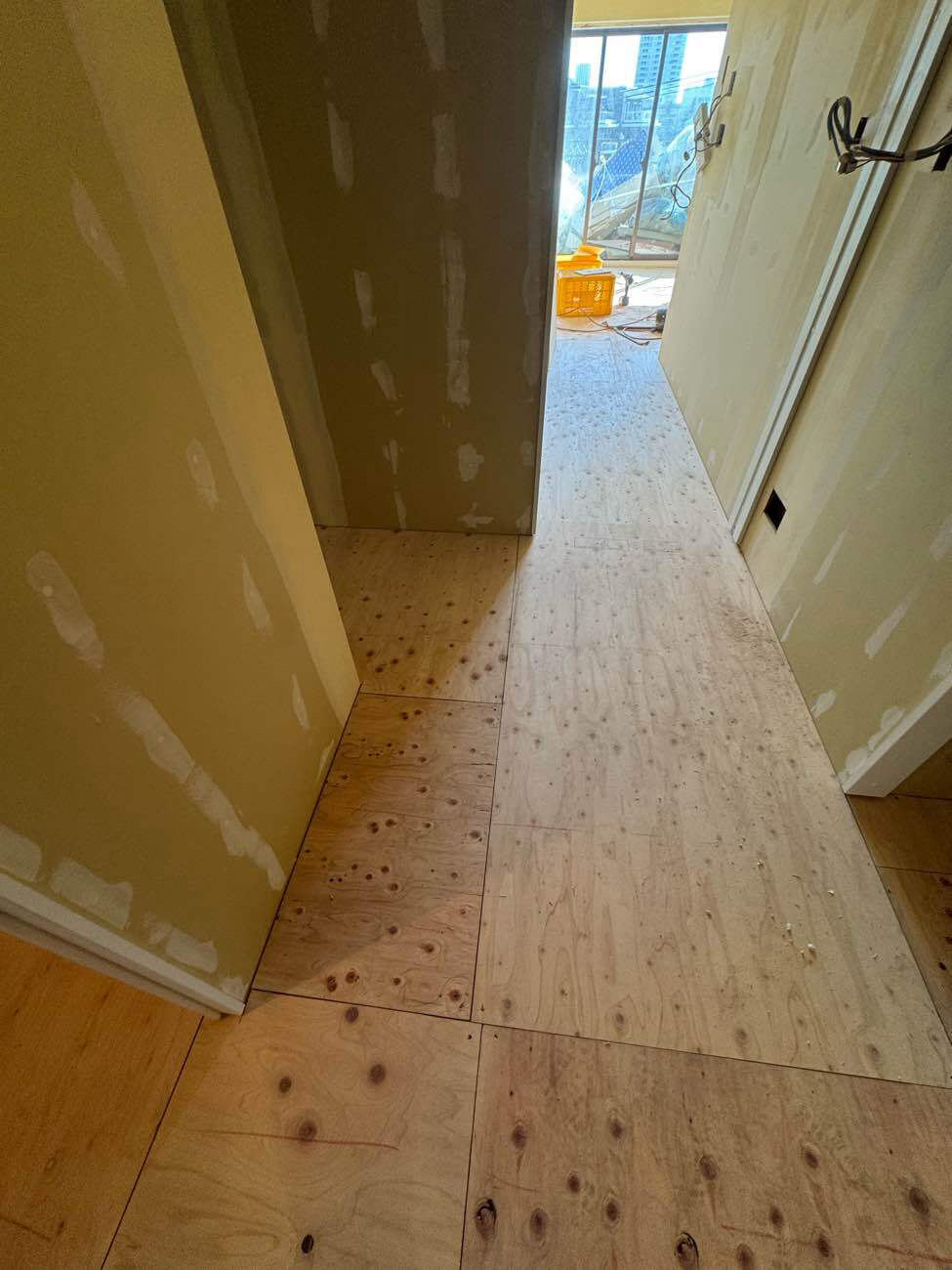 マンション　置床工事　乾式二重床（東京都目黒区）
