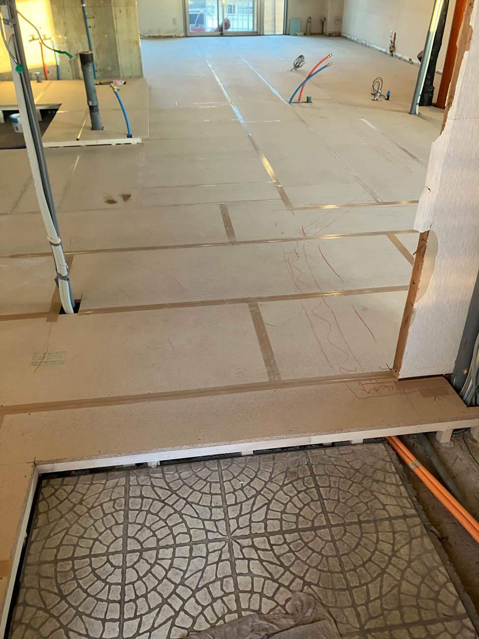 マンション　置床工事　乾式二重床（横浜市南区）