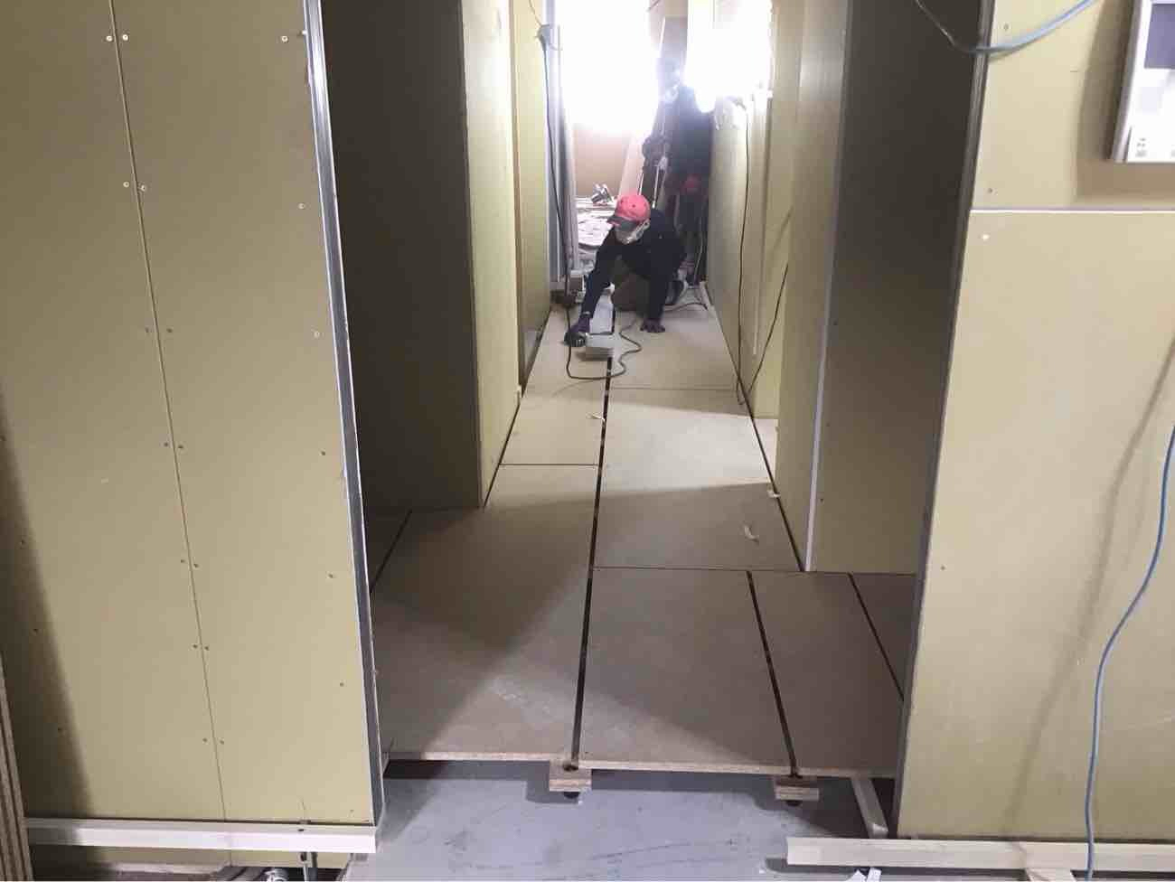マンション　置床工事　乾式二重床（東京都港区）