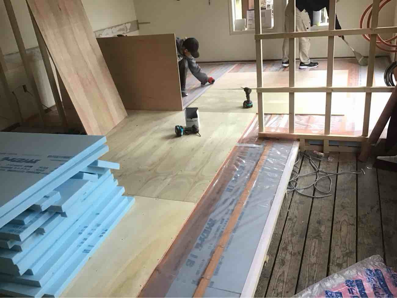 戸建住宅　置床工事　ラワン構造用合板12ｍｍ（東京都杉並区）