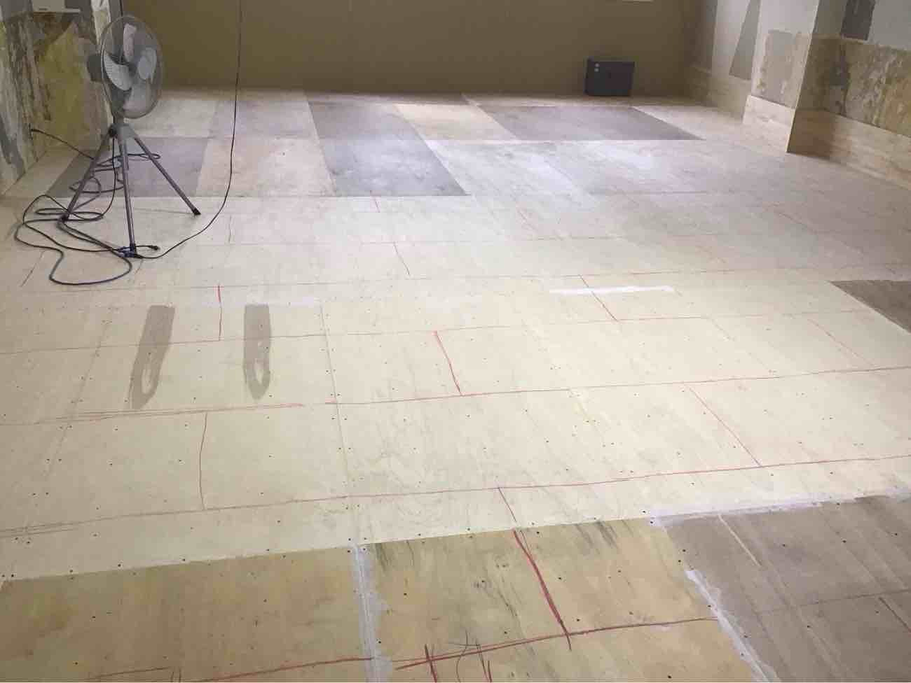 店舗　置床工事　乾式二重床（川崎市中原区）
