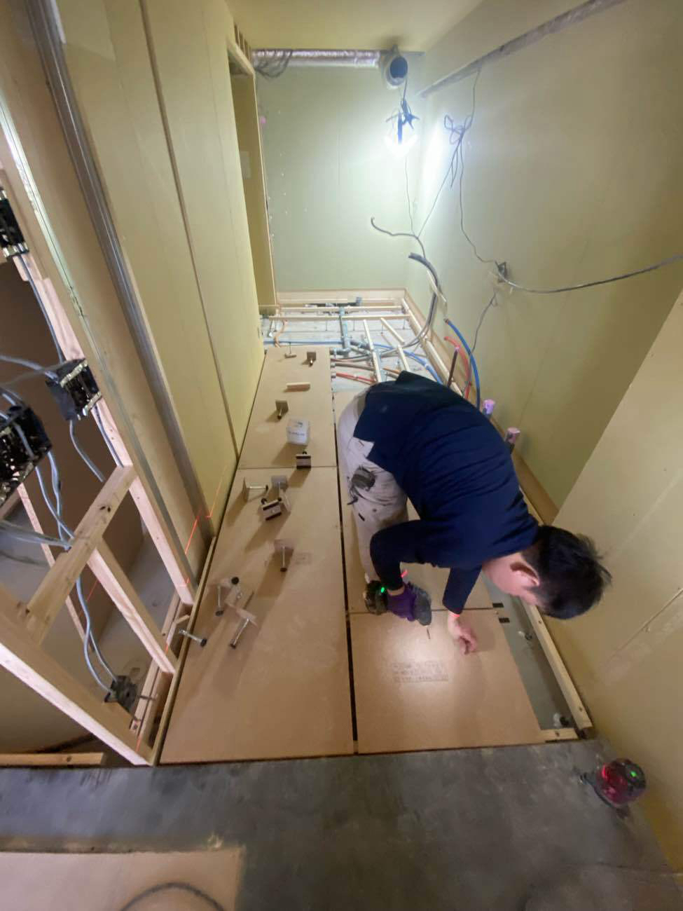 マンション　置床工事　乾式二重床（東京都目黒区）