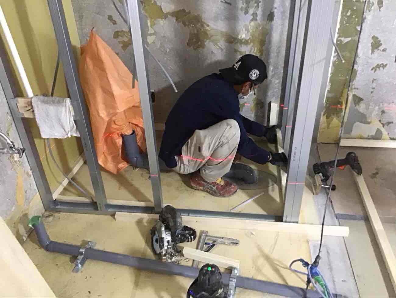 店舗　置床工事　乾式二重床（川崎市中原区）