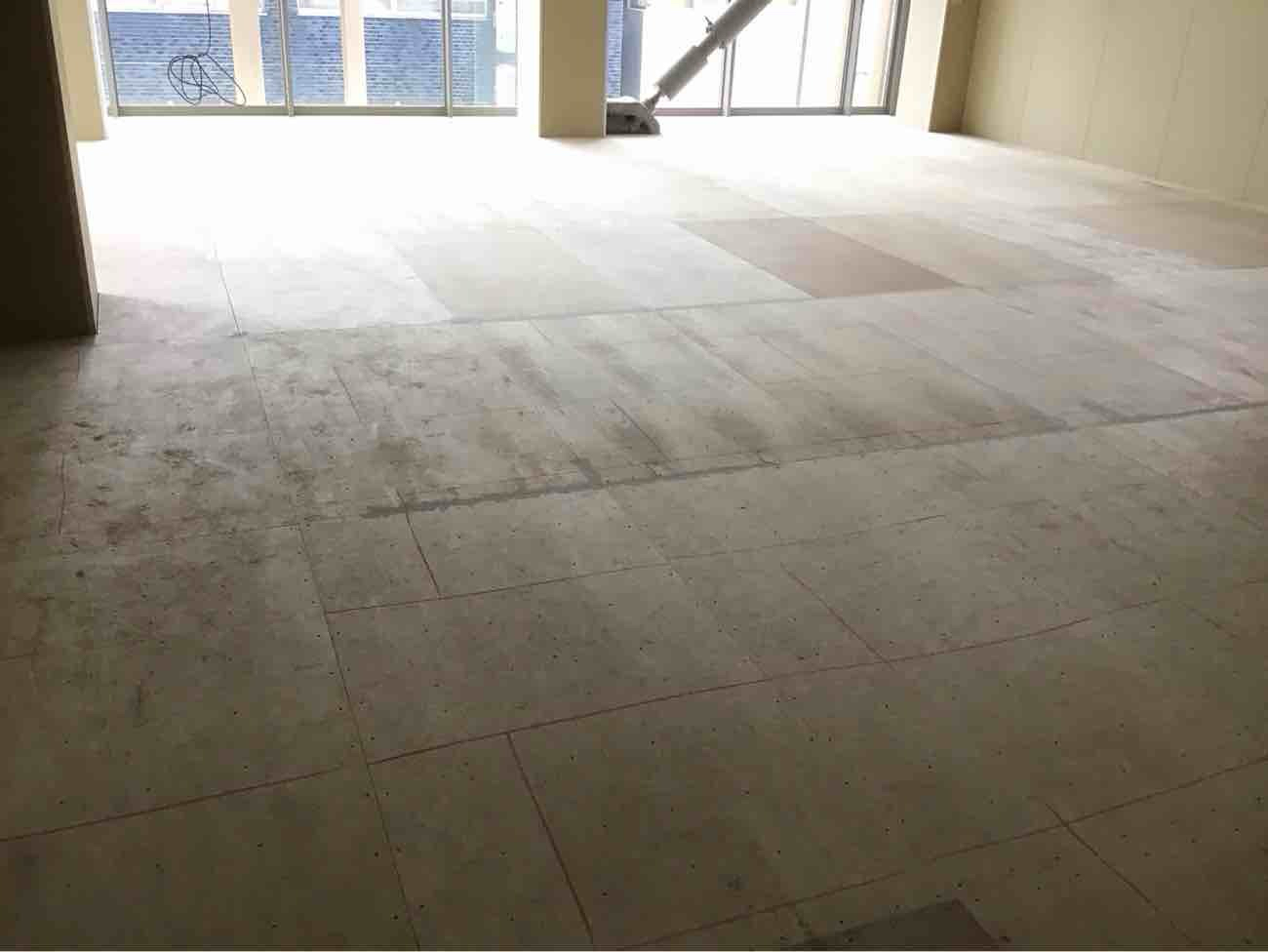店舗　ハイブリット置床工事　乾式二重床（東京都千代田区）