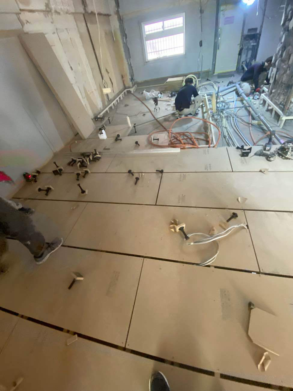 マンション　1日置床工事　乾式二重床（東京都目黒区）